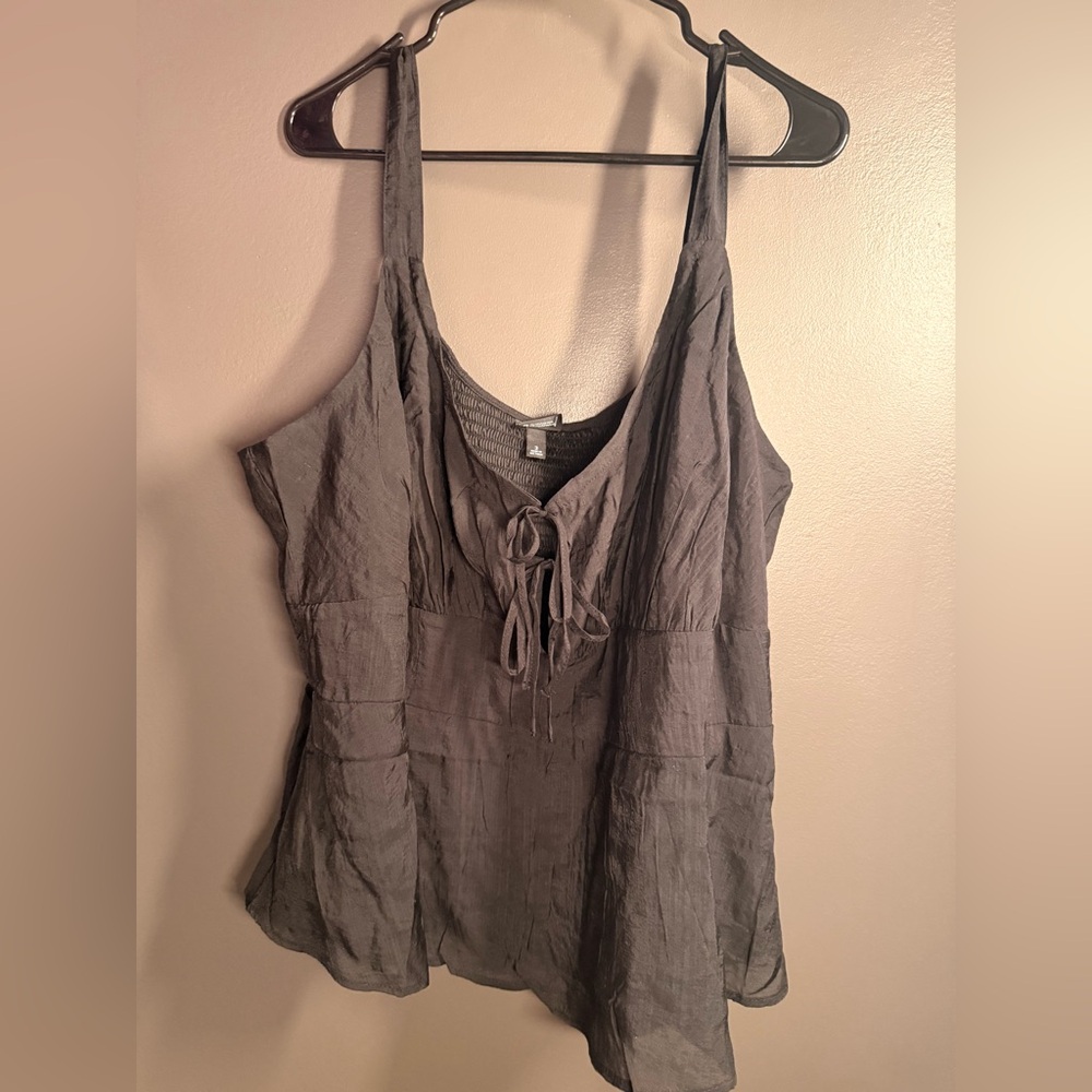 Torrid black peplum style tank with Tie-Front NWT